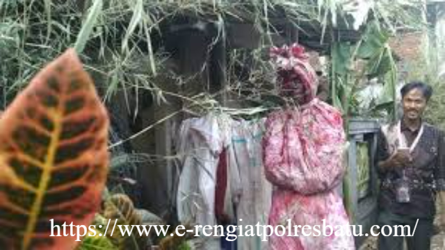 Kampung Horor Cicadas: Transformasi Gang Banteng